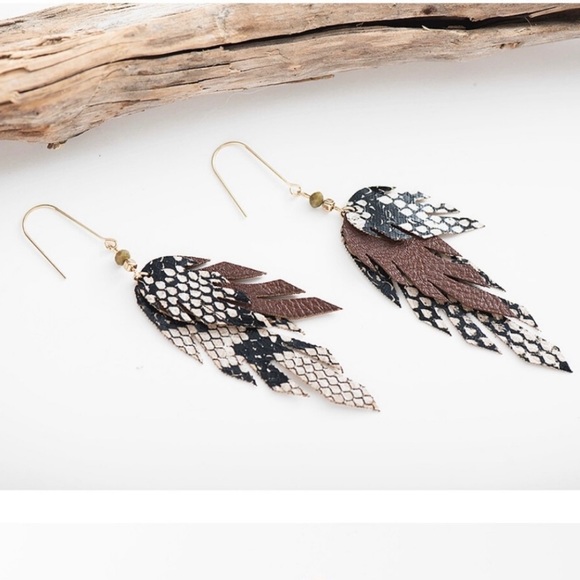 Artisan Fall Leather Feather Dangle Earrings Brown - Picture 3 of 8